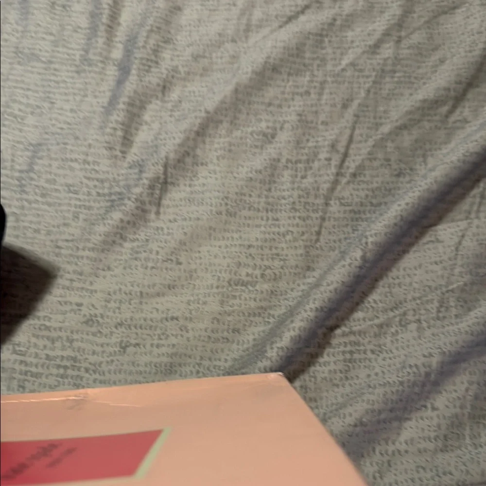 Kate Spade Cream and Black Flats for Effortless Elegance - Picture 8 of 9